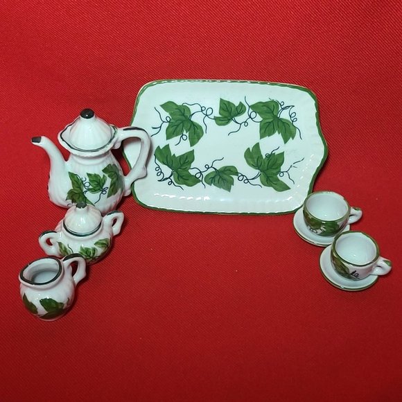 VTG Miniature Teapot Set Ivy Green Leaves 10 Pc - Picture 3 of 15